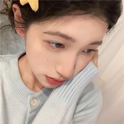 空位子 剧照